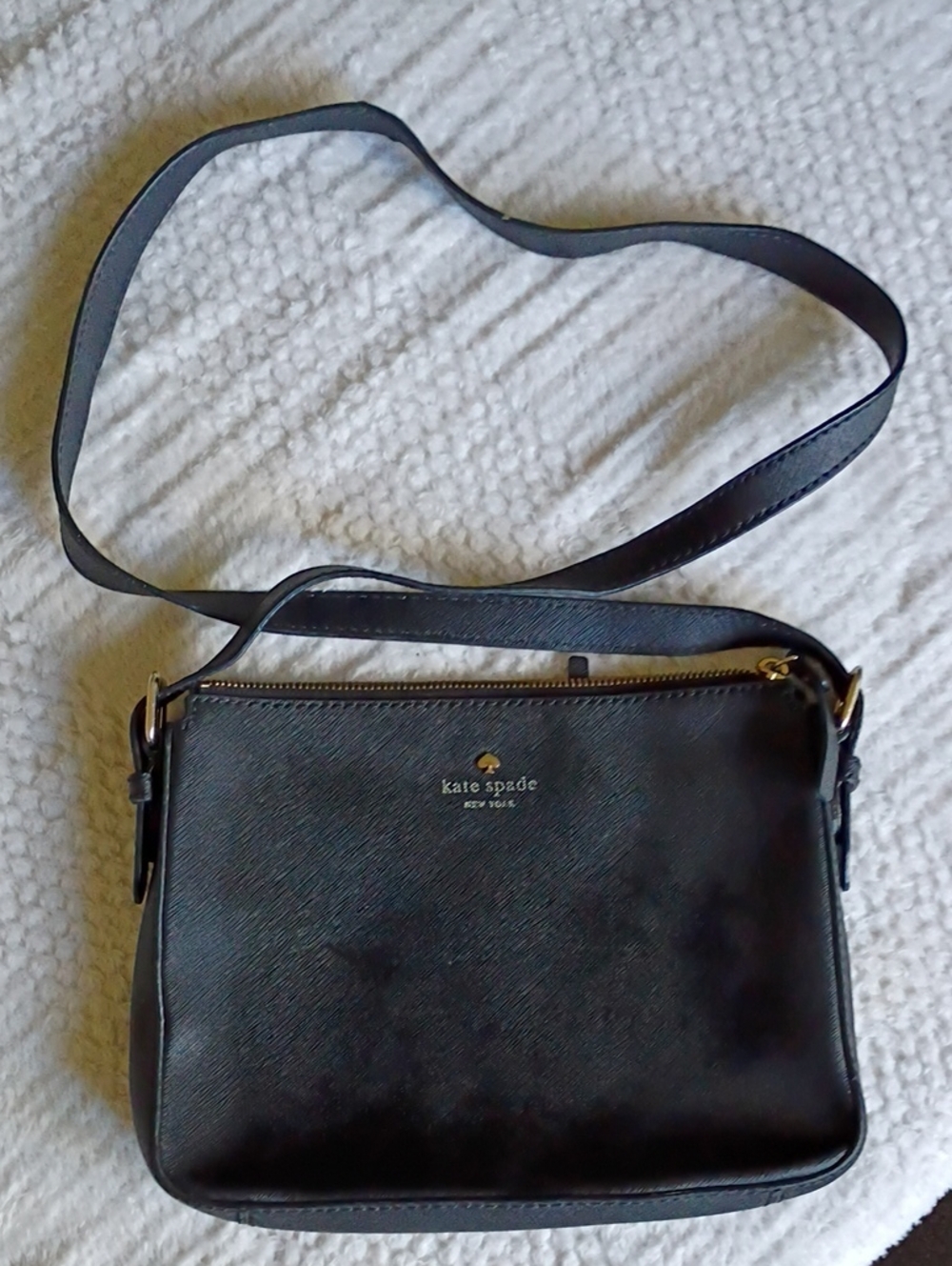 kate spade black leather crossbody purse with gold hardware